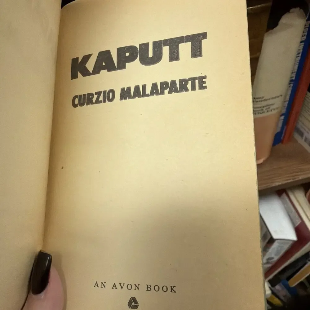 Kaputt by Curzio Malaparte 1st Avon Print‎ 1966 Paperback Book